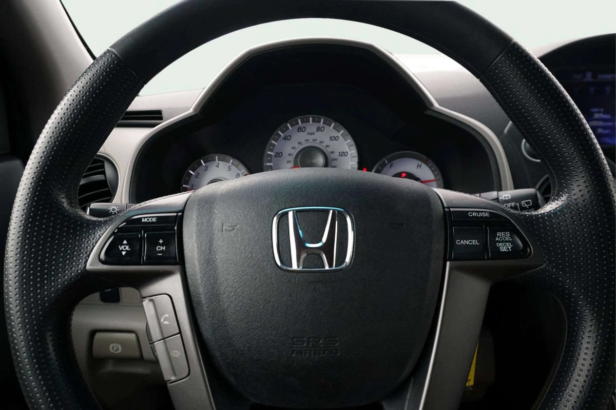 Used 2015 Honda Pilot LX image 22