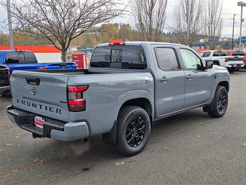 New 2026 Nissan Frontier SV image 5