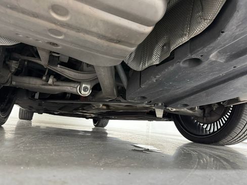 Used 2017 Rolls-Royce Dawn RWD image 47