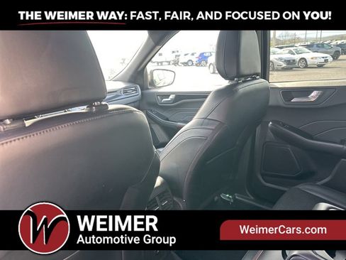 Used 2025 Ford Escape ST-Line Select AWD/4WD image 27