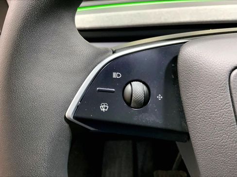 Used 2026 Tesla Model Y AWD image 35