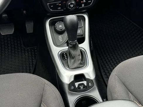 Used 2019 Jeep Compass Sport AWD/4WD image 18