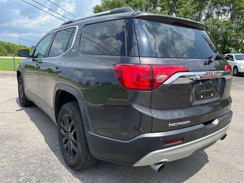 Used 2018 GMC Acadia SLT AWD/4WD image 9