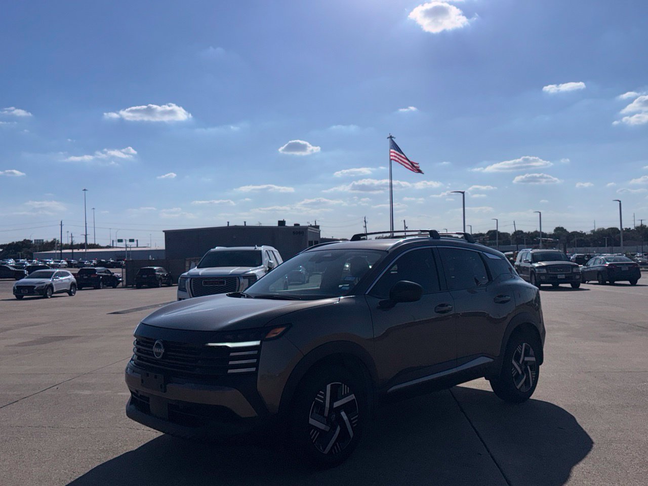Used 2026 Nissan Kicks SV w/ Cold Weather Package FWD image 8