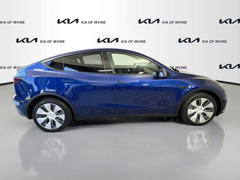 Used 2021 Tesla Model Y Long Range AWD/4WD image 9