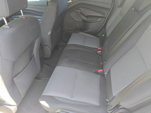 Used 2017 Ford Escape SE w/ Equipment Group 201A FWD image 14
