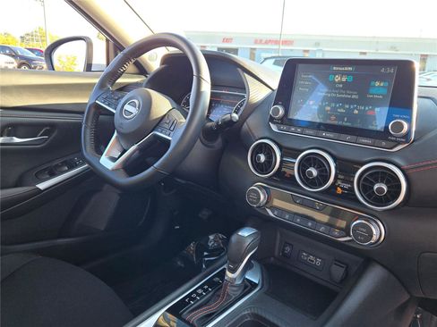 Used 2024 Nissan Sentra SR image 8