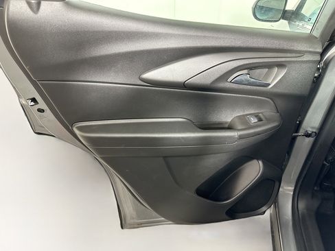 Used 2023 Chevrolet TrailBlazer LS image 24