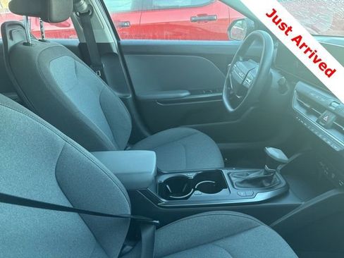 Used 2025 Kia K4 LXS image 14