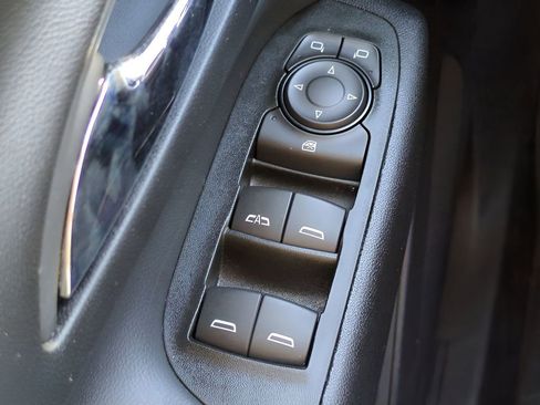 Used 2024 Chevrolet Equinox LT image 24