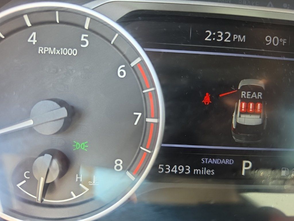 Used 2025 Nissan Rogue SV FWD image 11