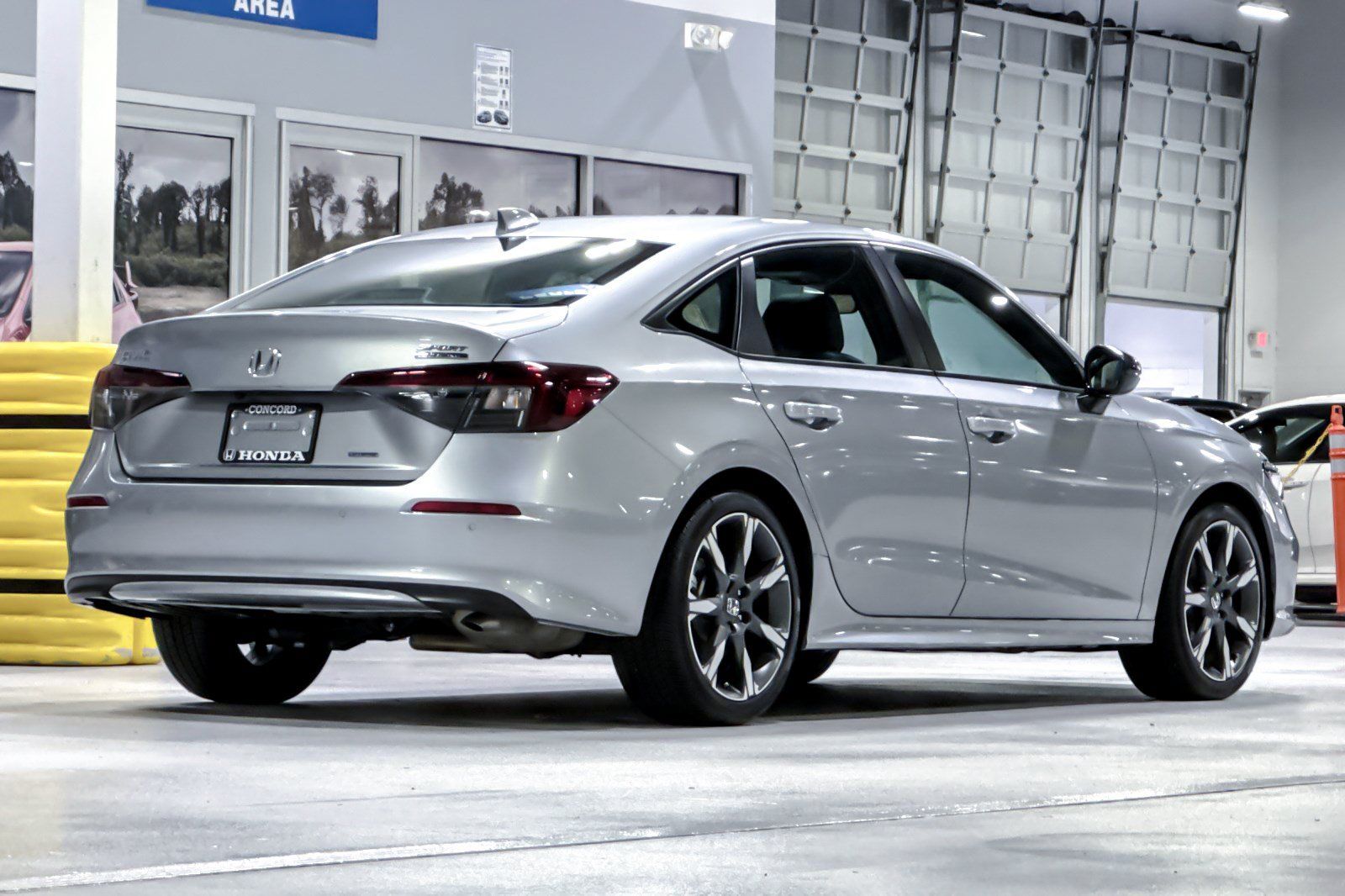 Used 2025 Honda Civic Sport Touring image 9