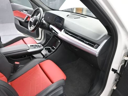 Used 2023 BMW X1 xDrive28i w/ M Sport Package AWD/4WD image 22