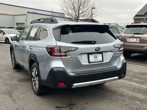 Certified 2025 Subaru Outback Limited image 7