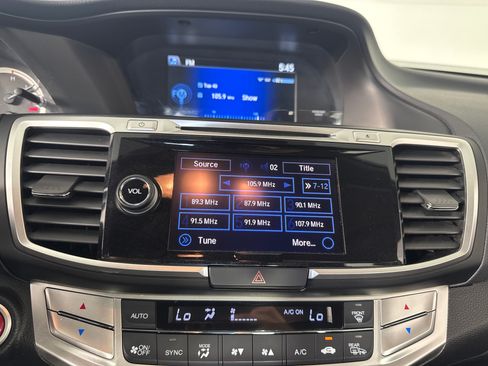 Used 2015 Honda Accord EX-L image 33