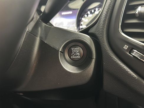 Used 2019 Jeep Compass Latitude w/ Popular Equipment Group image 15