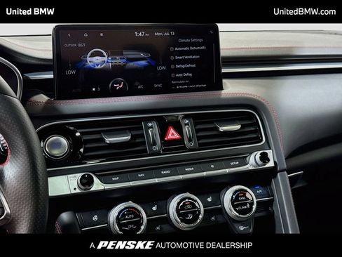Used 2023 Genesis G70 3.3T w/ Sport Prestige Package RWD image 11