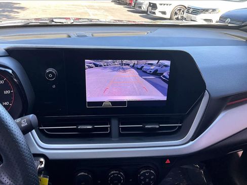 Used 2024 Chevrolet Trax RS w/ Driver Confidence Package image 26