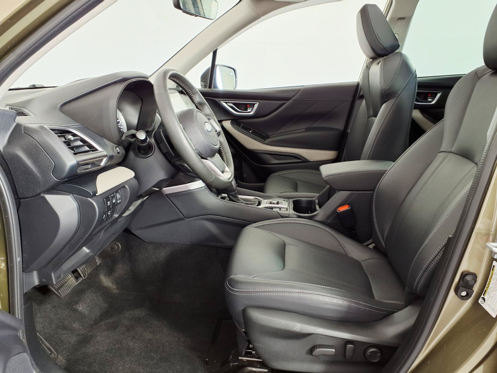 Used 2023 Subaru Forester Limited AWD/4WD image 20