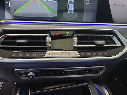 Used 2023 BMW X6 xDrive40i w/ M Sport Package image 25