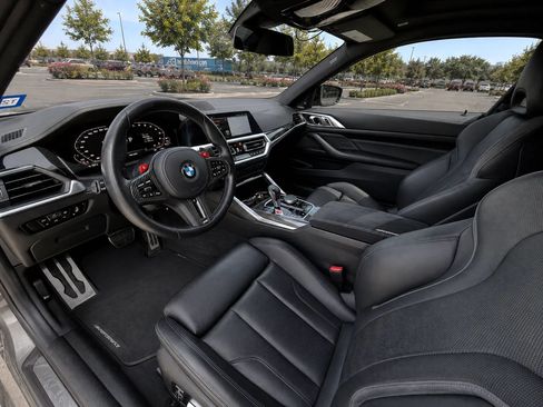 Used 2023 BMW M4 Competition w/ Executive Package RWD image 18