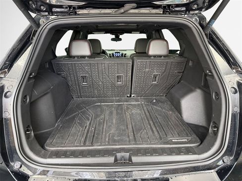 Used 2023 Chevrolet Equinox RS image 24