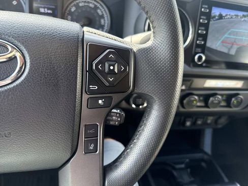 Used 2023 Toyota Tacoma TRD Off-Road image 30