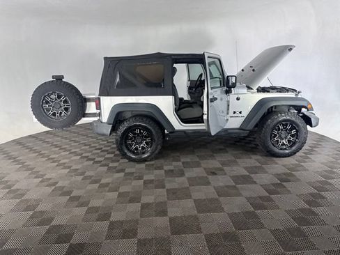 Used 2008 Jeep Wrangler X AWD/4WD image 15