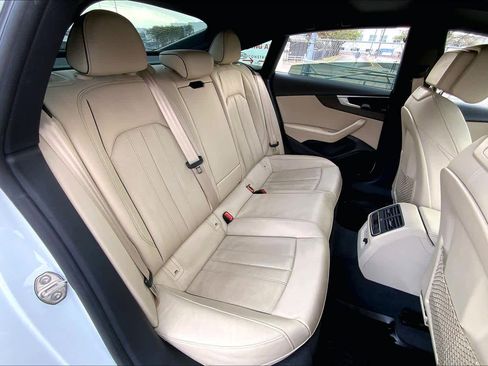 Used 2022 Audi A5 2.0T Premium Plus w/ Premium Plus image 18