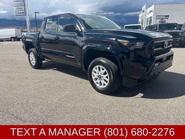 Used 2025 Toyota Tacoma SR5 AWD/4WD image 1
