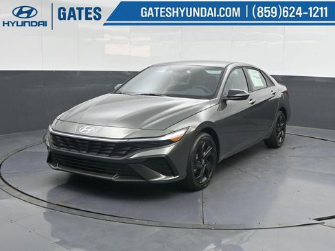 New 2026 Hyundai Elantra Sport FWD image 6
