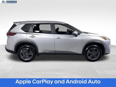 Used 2025 Nissan Rogue SV FWD image 6