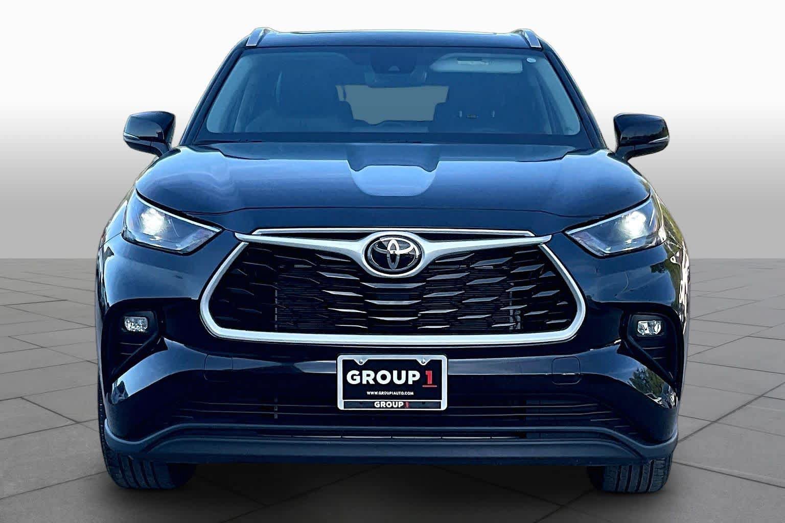 Used 2026 Toyota Highlander XLE AWD/4WD image 4