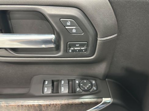Used 2021 GMC Sierra 1500 Denali w/ Denali Ultimate Package AWD/4WD image 21
