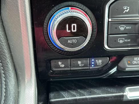 Used 2021 GMC Yukon XL Denali w/ Denali Premium Package RWD image 33
