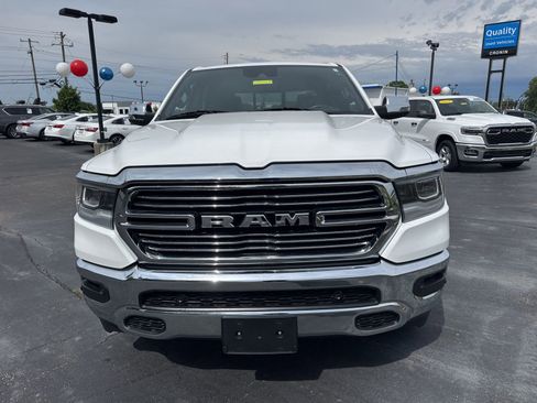 Used 2023 RAM 1500 Laramie AWD/4WD image 2