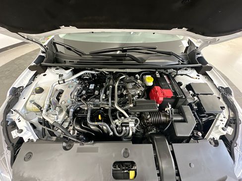 Used 2025 Nissan Sentra SV FWD image 33