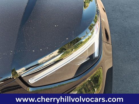 New 2026 Volvo XC40 B5 Plus w/ Protection Package Premier image 10