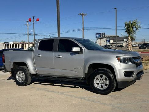 Used 2018 Chevrolet Colorado W/T w/ WT Convenience Package image 3