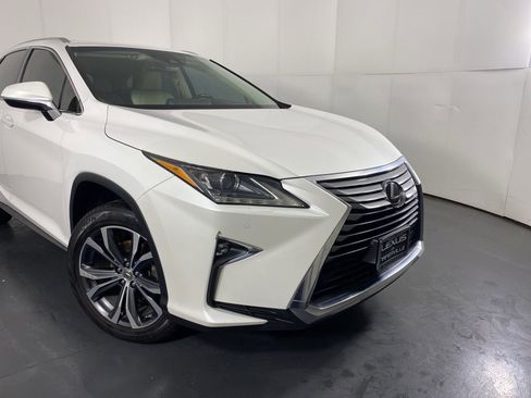 Used 2017 Lexus RX 350 AWD image 2