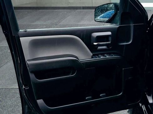 Used 2017 Chevrolet Silverado 2500 W/T image 25