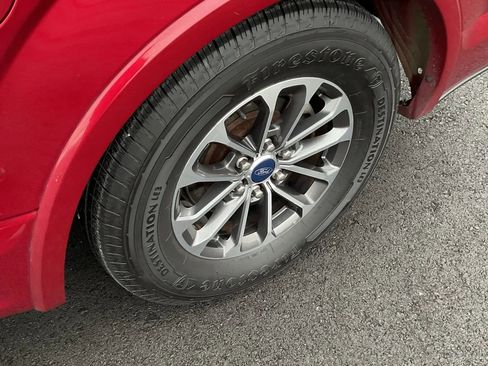 Used 2019 Ford F150 XLT w/ Equipment Group 302A Luxury image 10