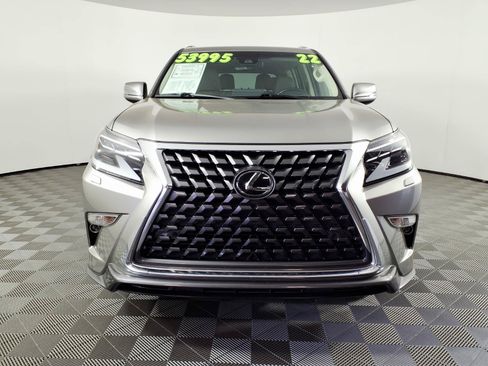 Used 2022 Lexus GX 460 Premium w/ Accessory Package AWD/4WD image 2