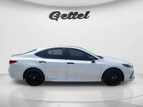 Used 2026 Toyota Camry XSE FWD image 4