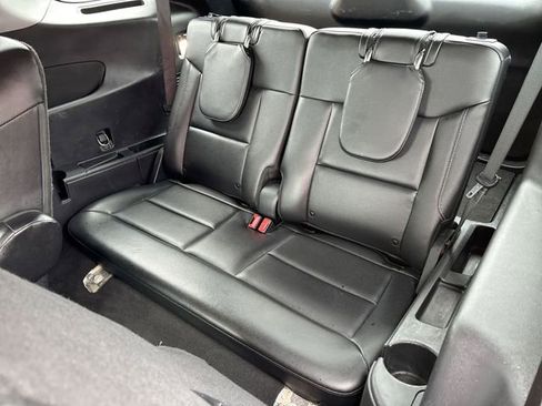 Used 2022 Ford Explorer Limited w/ Equipment Group 301A image 19