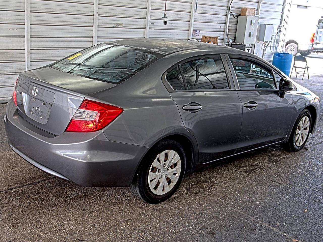 Used 2012 Honda Civic LX image 2