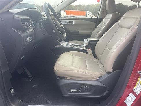Used 2020 Ford Explorer Limited image 13