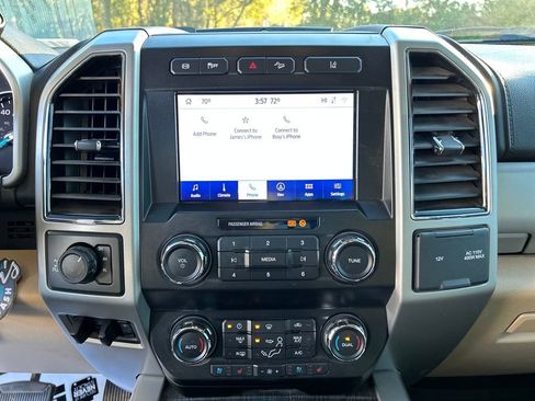 Used 2020 Ford F250 Lariat w/ Chrome Package image 16