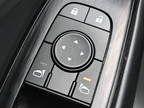 Used 2024 Nissan Rogue S AWD/4WD image 12