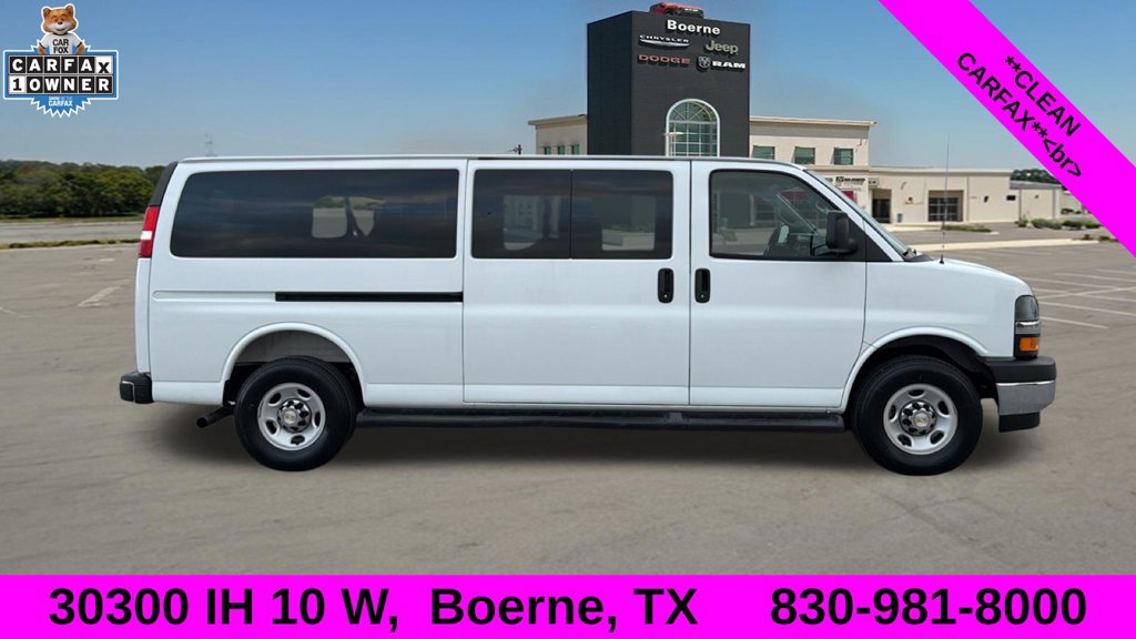 Used 2025 Chevrolet Express 3500 LT w/ LT Preferred Equipment Group RWD image 2